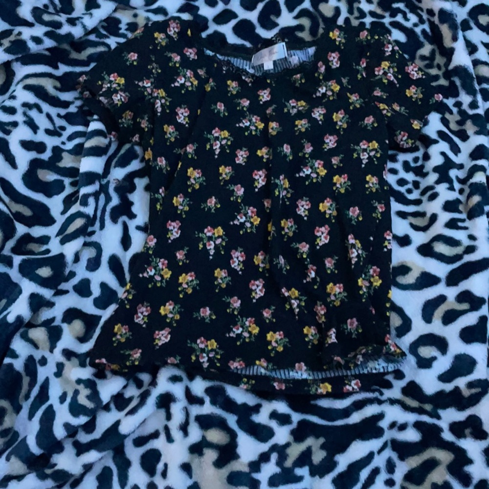 Floral blacktop